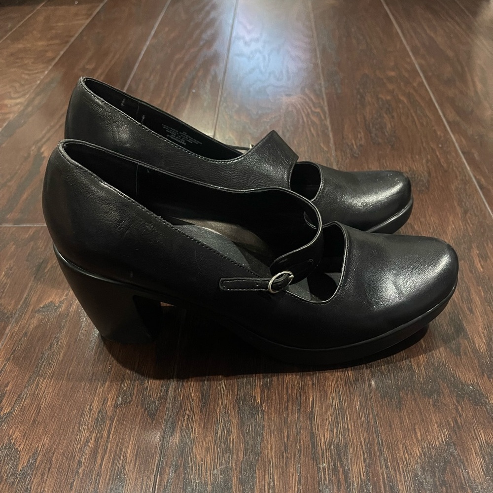 Dansko Tara Black Leather Heels Women Size EU 40 US 9 Mary Jane Shoe